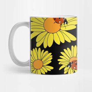 Gold marguerites with ladybirds Mug